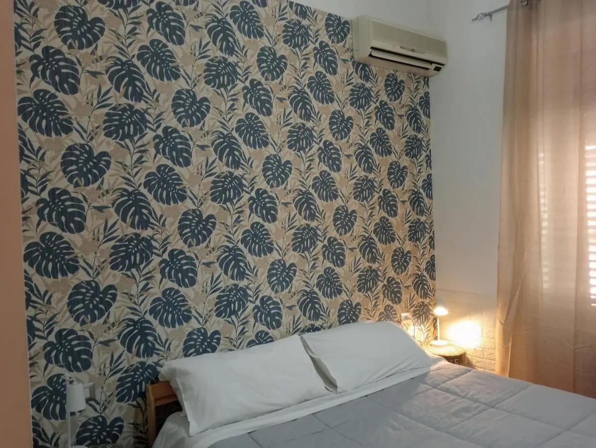 Guest house Dietro Il Massimo Palermo Italy